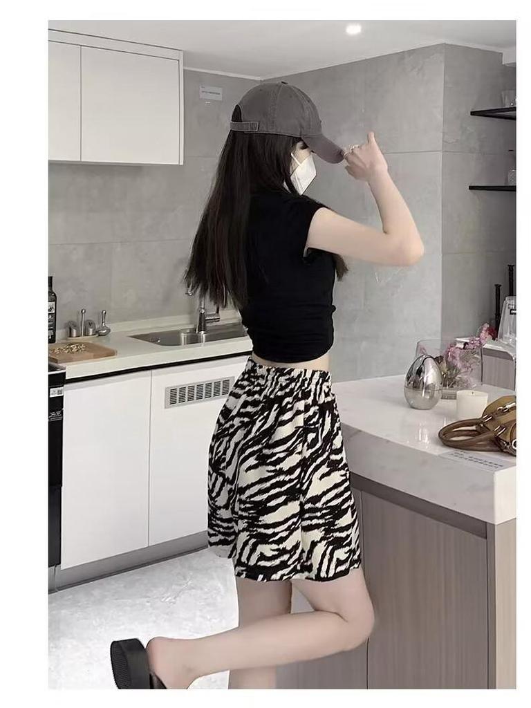 Women's Plus Size Ice Silk Print Shorts - Breathable, Quick-Drying, Slimming, and Versatile