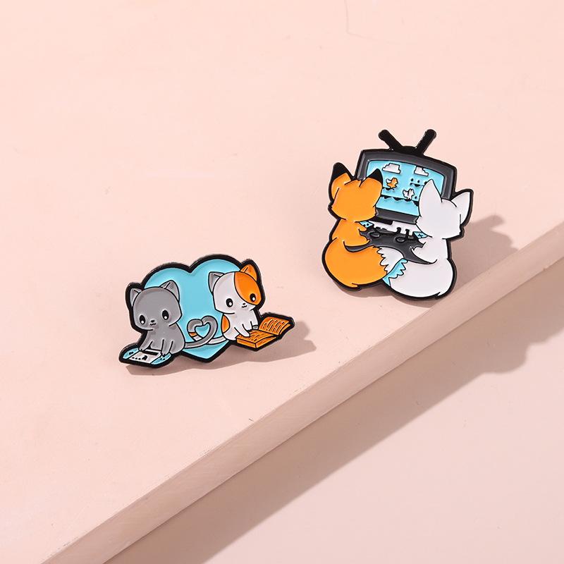 Fox Companion Couple For Playing Games Enamel Brooches Adventure Sailboat Warrior Badges Pin Bags Hat Jewelry