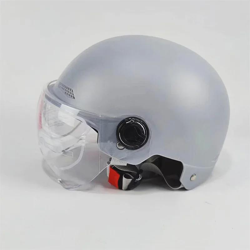 

Сертифицированный электрический шлем для мужчин и женщин — защита от солнца, езда на мотоцикле, все сезоны серебряный серый