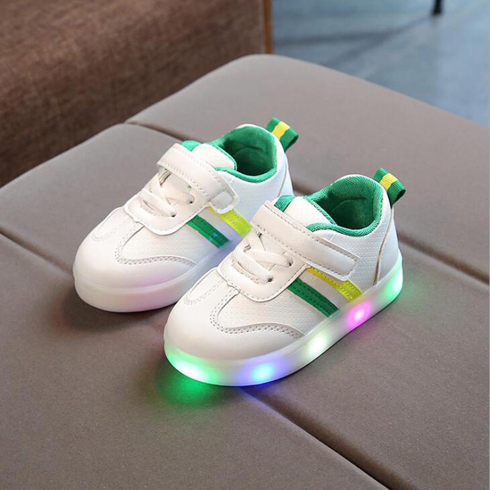 High-quality Luminous Sneakers For Kids With Striped Pattern And Eye-catching Led Features