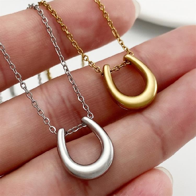 Horseshoe Pendant Necklace U shaped Choker Necklace Wedding Jewelry Accessories
