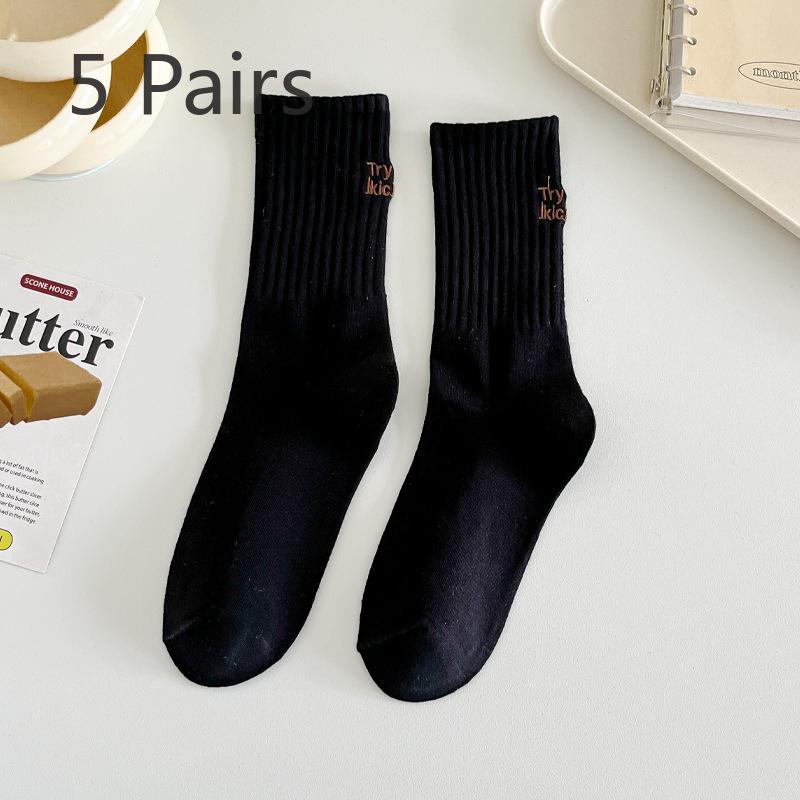 5 Pairs of Women's Mid-calf Socks Outside The Spring and Autumn Tide Cotton Stacked Small White Shoes Love Letters Long Milk White Socks