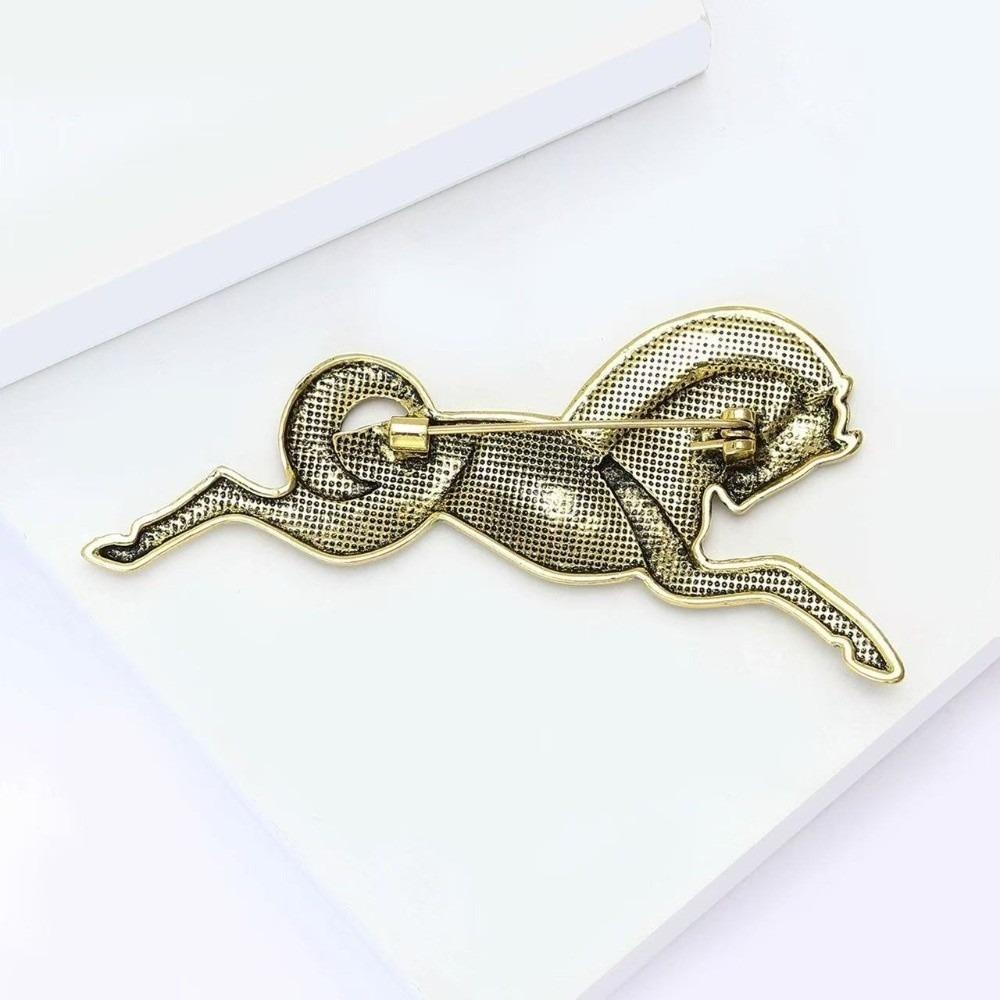 Elegant Zinc Zinc Alloy Animal Brooch Gold Silver Vintage Leopard Pin Running Horse Brooches New Year