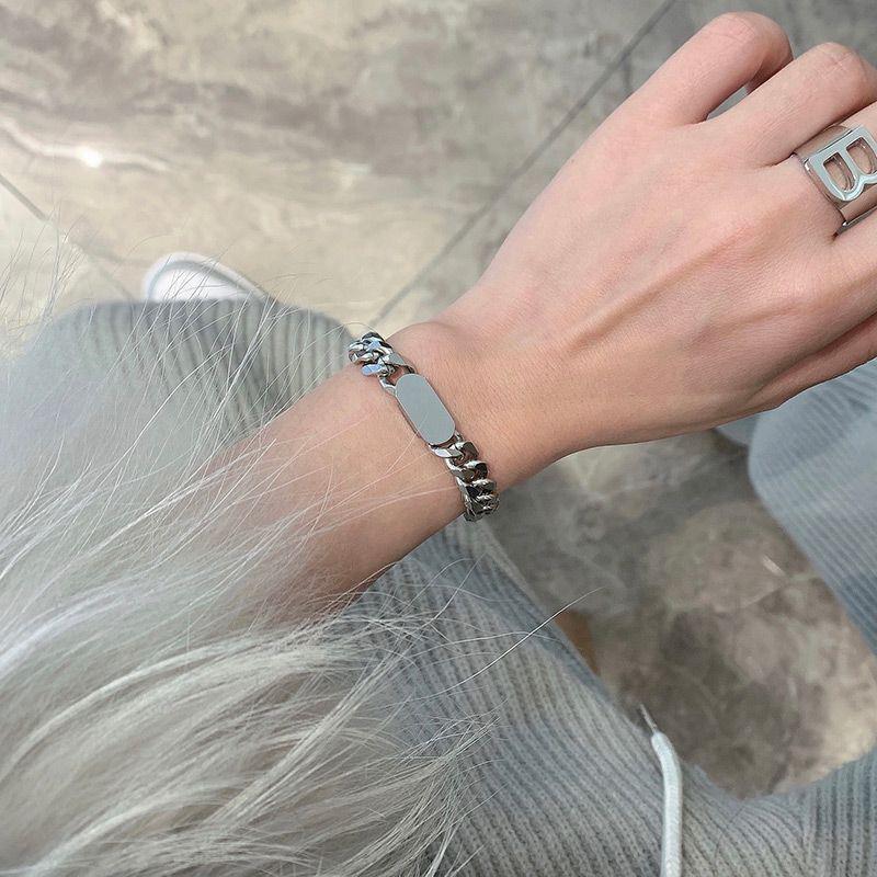 Bold Hip-Hop Titanium Steel Necklace: Gold Exaggerated Clavicle Chain