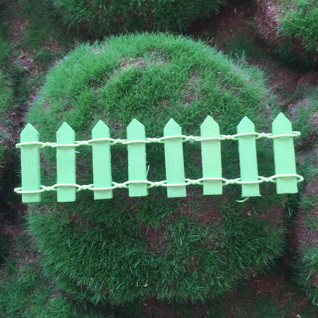 Eight-Piece Mini Succulent Wood Fence Ornaments