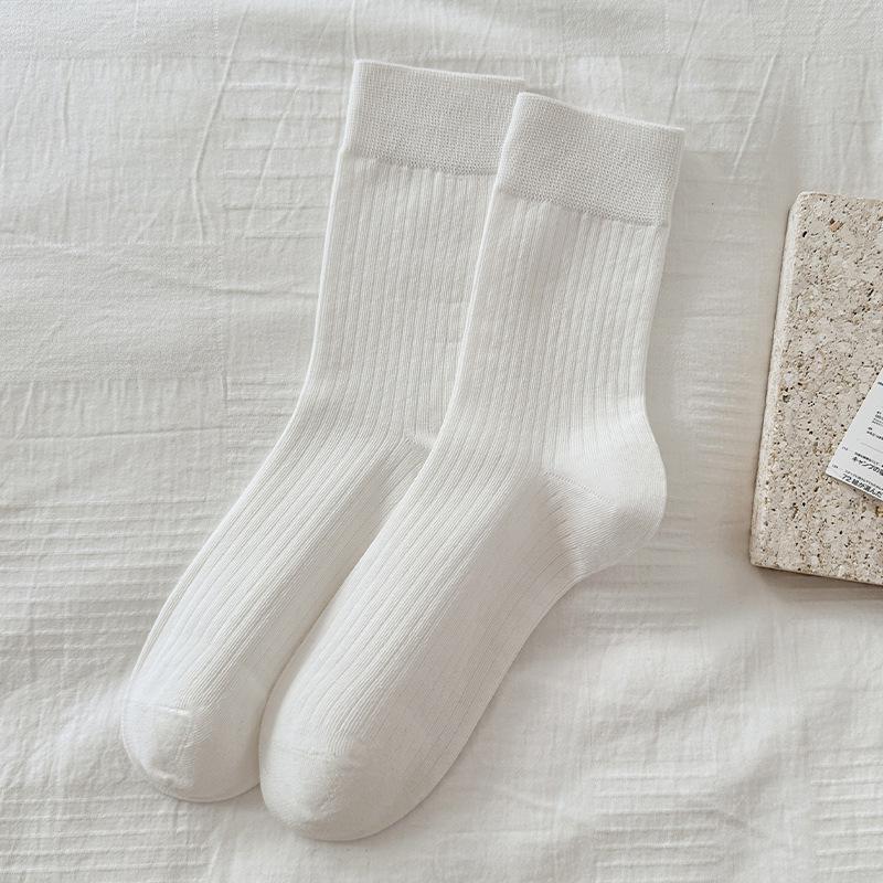 Women's Combed Cotton Mid-Calf Socks: Versatile Boneless Scrunch Style for Autumn/Winter
