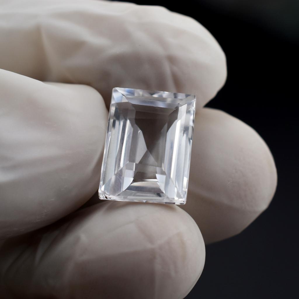 CERTIFIED White Sapphire 9.95 Ct Natural Loose Gemstone Ring Size Emerald Cut