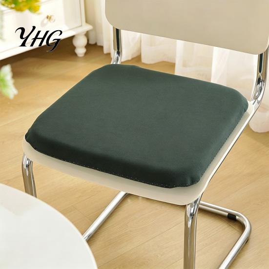 Cozy Fleece Seat Cushion for Winter Memory Foam Chair Cushion, Thickened Dining Pad with Straps, Replacement Wooden Chairs Non-Slip Backing, Washable