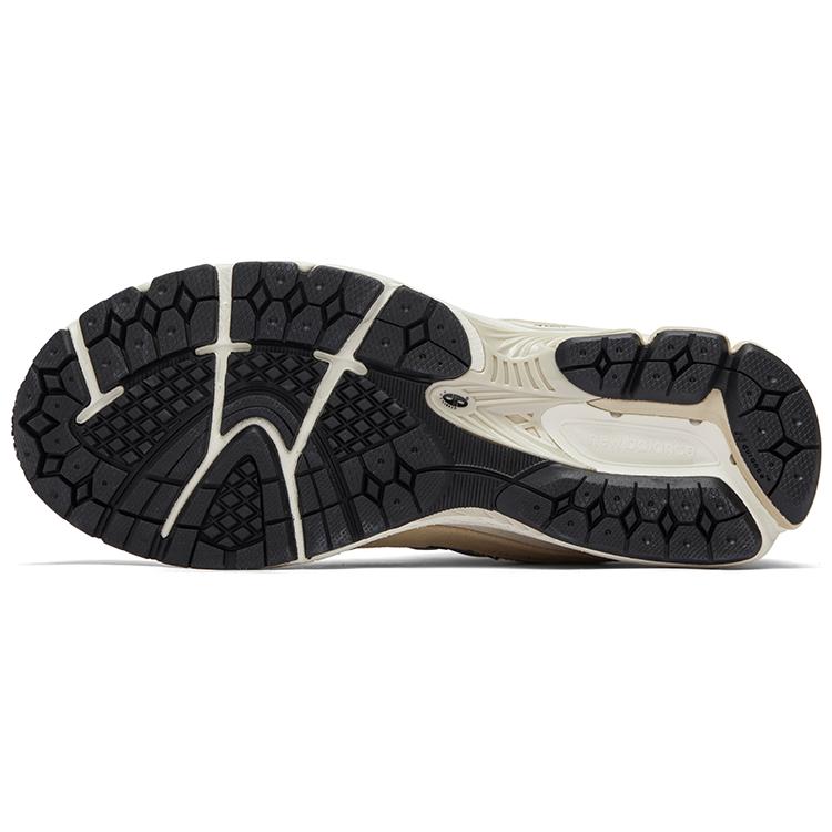New New Balance 2002R Sandstone Magnet M2002RFA