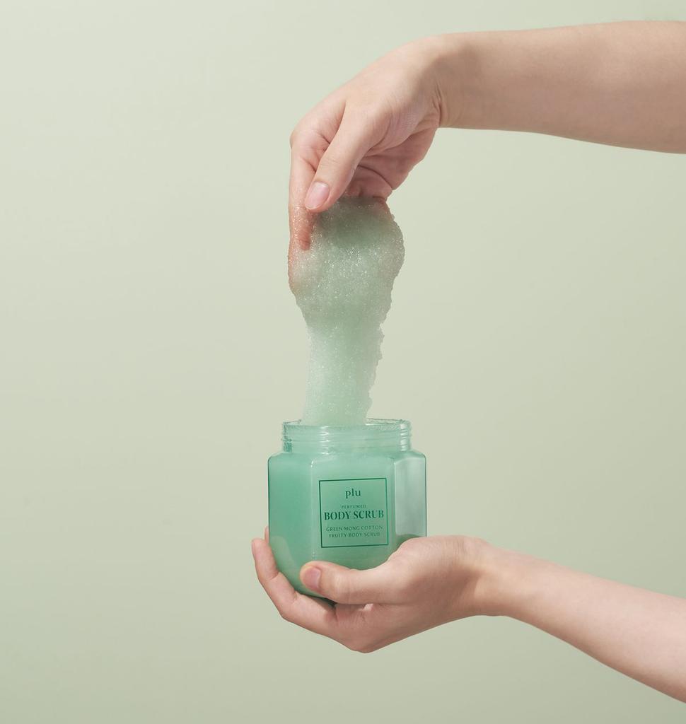 Perfumed Fruity Body Scrub Green Mong Cotton 500g + Silver Spoon