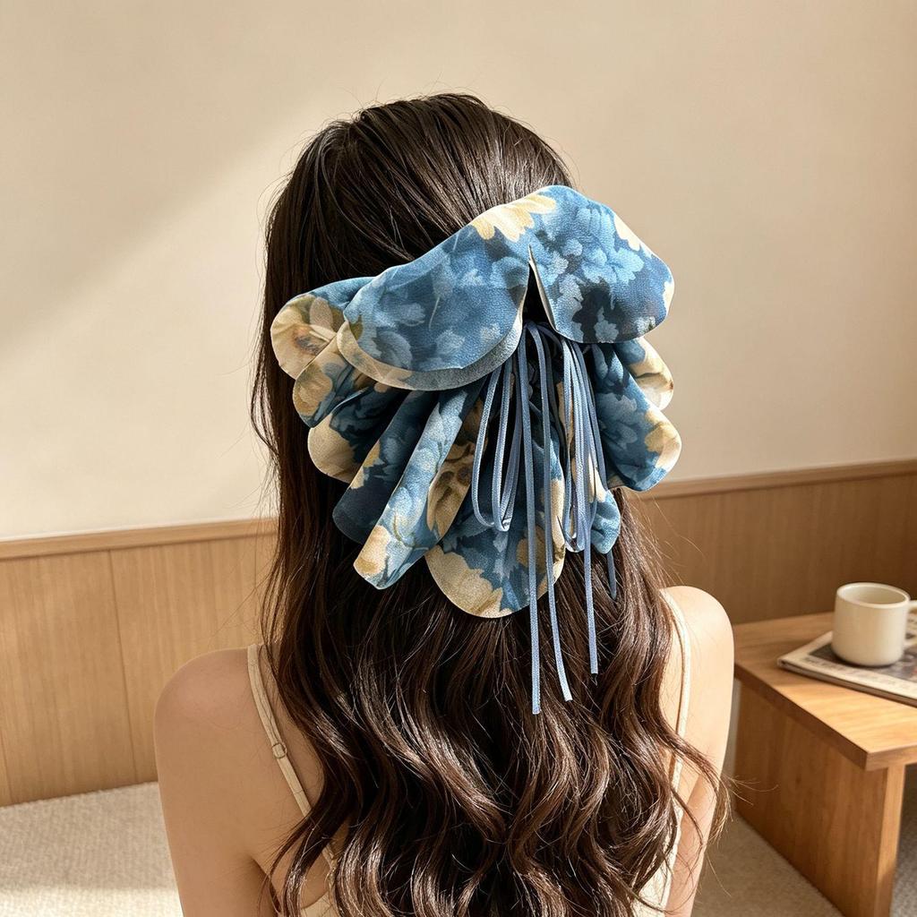Polka Dot Bow Claw Clip: Elegant Women's Hair Accessory