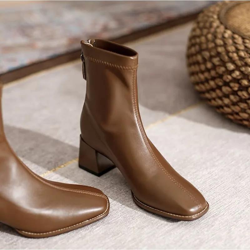 2024 2024 Primavera Outono Mulheres Zíper Traseiro Salto Médio Botins de Tornozelo 2024 Bico Quadrado Botins Confortáveis Salto Grosso Botas Femininas