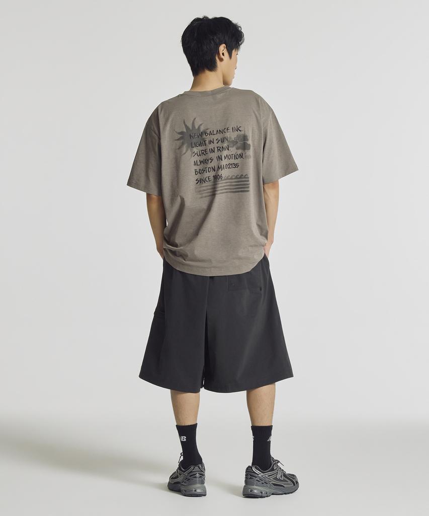Nyuballanseu Nbneg31653 / Uni Sunny Rainy Water Lettering Short Sleeve T-Shirt (Dark Beige)