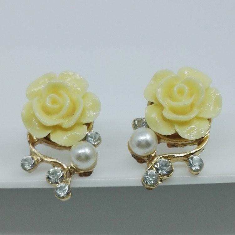Korean Fashion Zircon Exaggerated Earrings New Style Korean Women Ol Pink Rose Imitation Pearl Crystal Earrings Wholesale