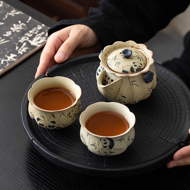 130ml Chinese Tradition Ceramic Tea Pot Panda Bamboo Leaf Pattern Teapot Beauty Handmade Kettle Travel Portable Teaware