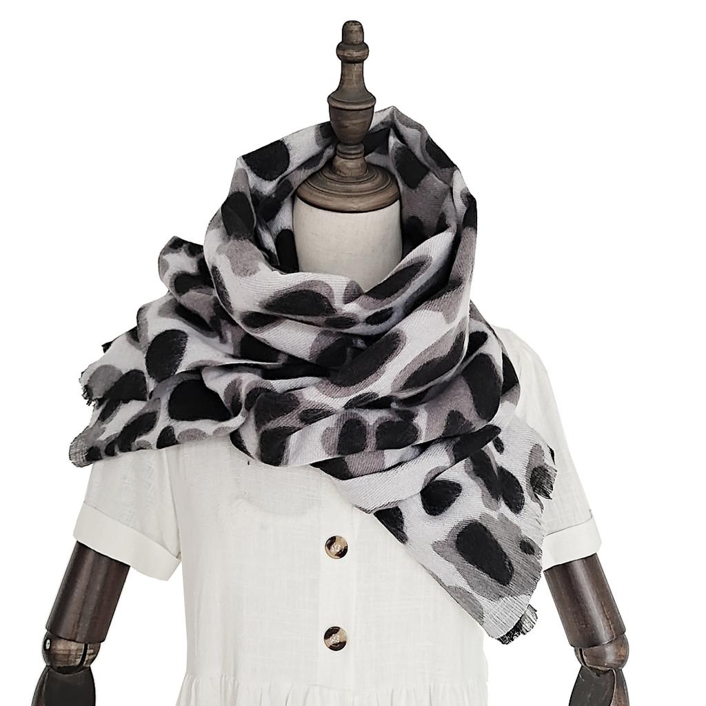 New Autumn and Winter Fashion Imitation Cashmere Scarf for Women, Classic Leopard Print Long Thickened Warm Shawl