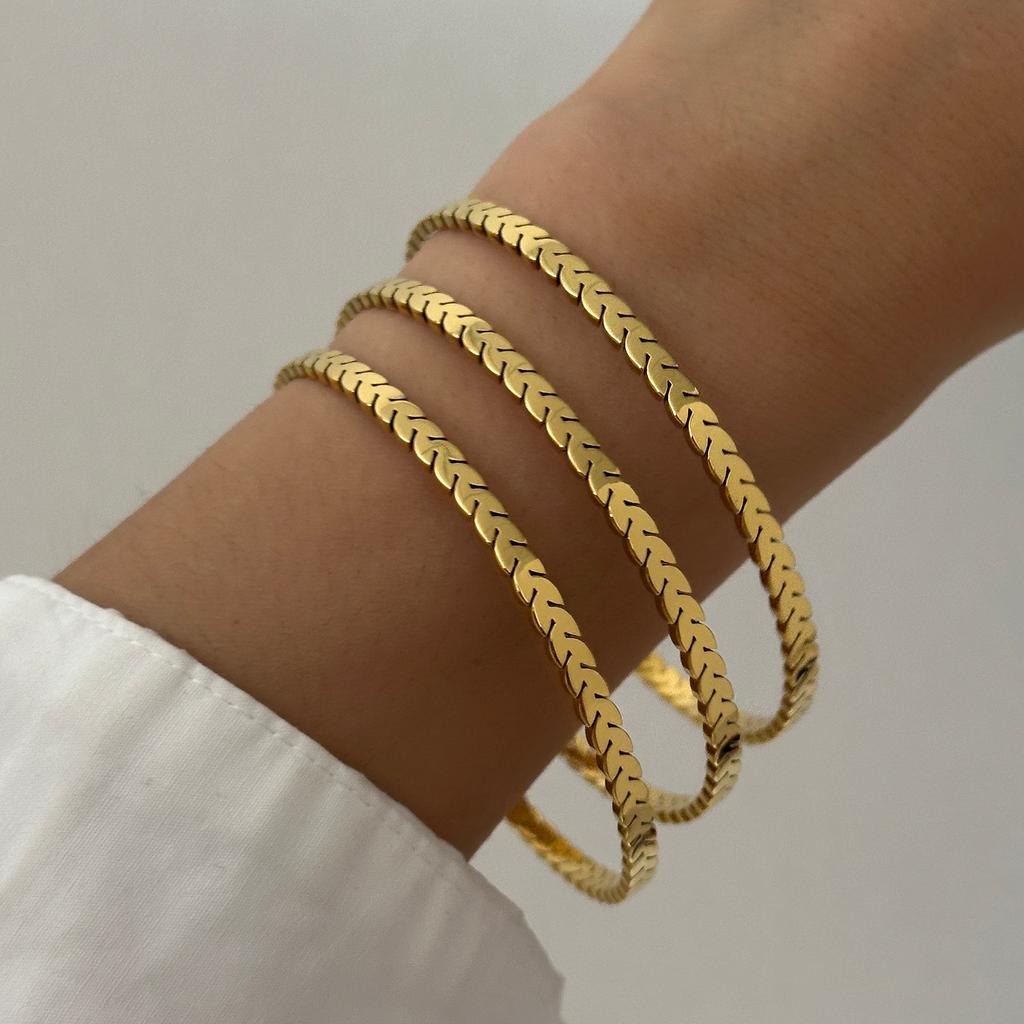 Gold Color Stainless Steel Herringbone Chain Bracelet Set for Women Layered Flat Stackable Jewelry Minimalist Gift Accessories