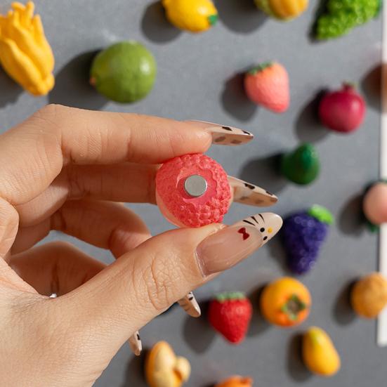 Simulated Fruit Refrigerator Magnet 3D Fruit Resin Fridge Magnet Home Kitchen Office Whiteboard Cabinet Locker Decoration Magnet