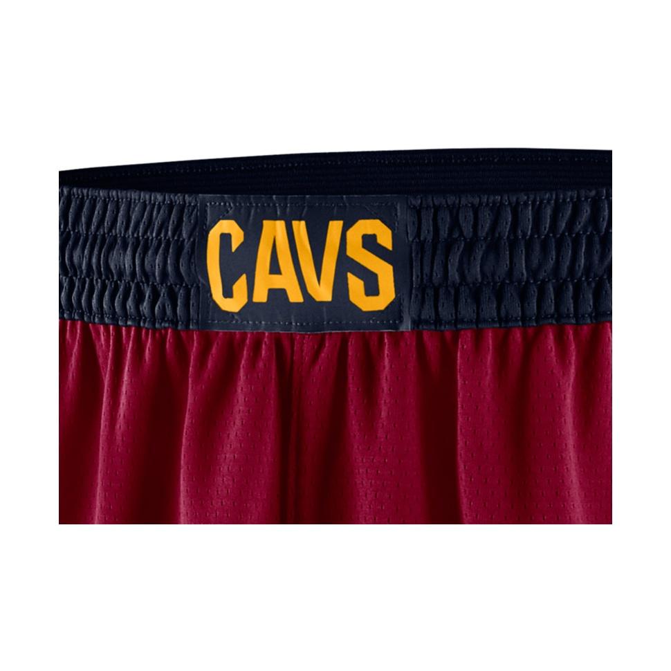 Nike Pantaloncini dritti da uomo Cleveland Cavaliers color block in poliestere con elastico in vita, rossi 866793-677