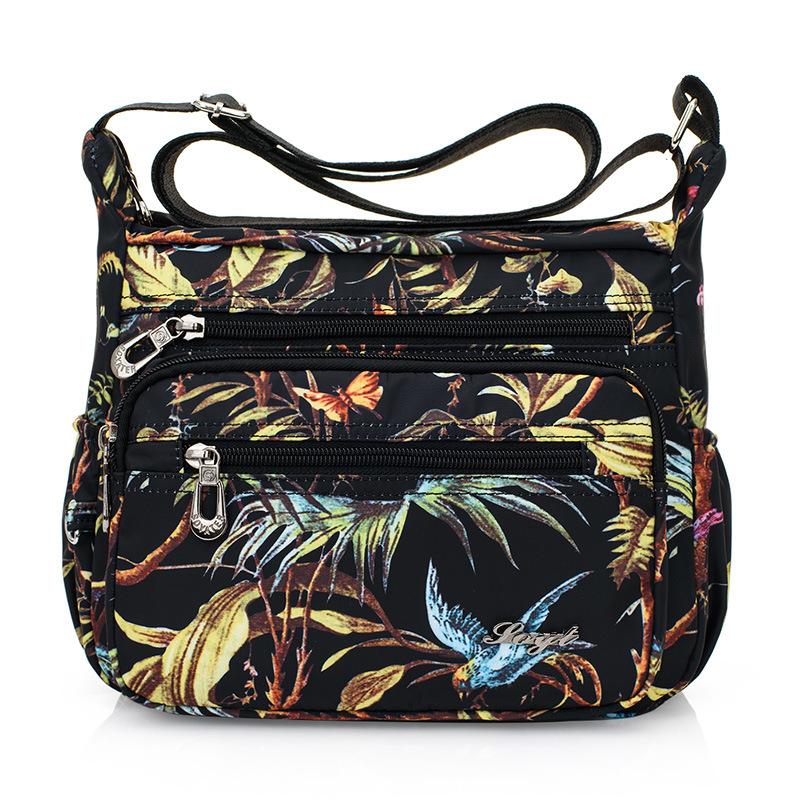 Shoulder Bags for Women Nylon Crossbody Bags Waterproof Lightweight Female Messenger Bags Large Capacity Purses and Handbags