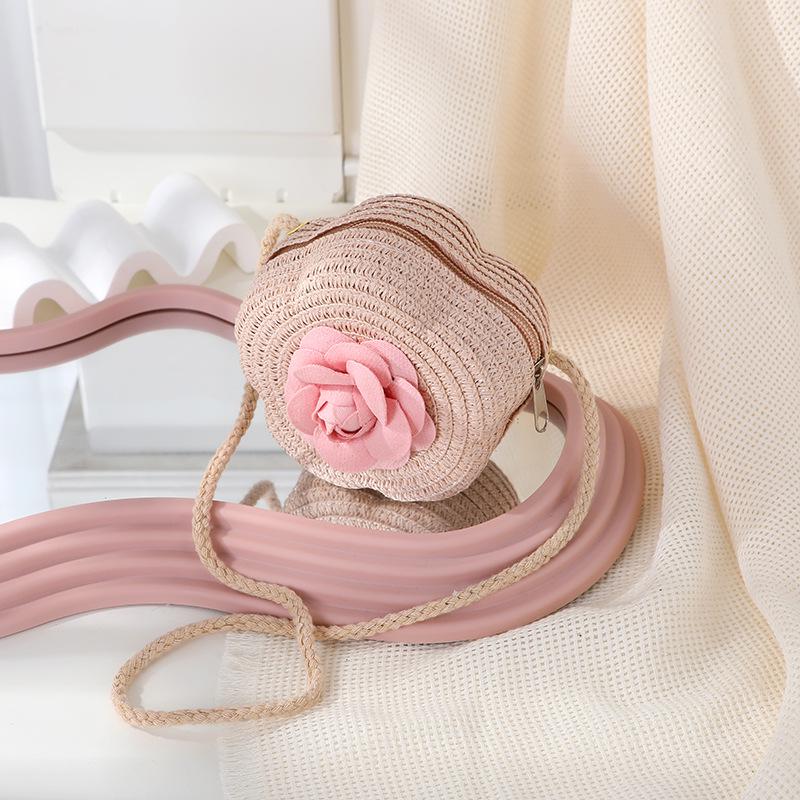 Süße florale Sommer-Strohhut-gewebte Crossbody-Mini-Tasche 2025