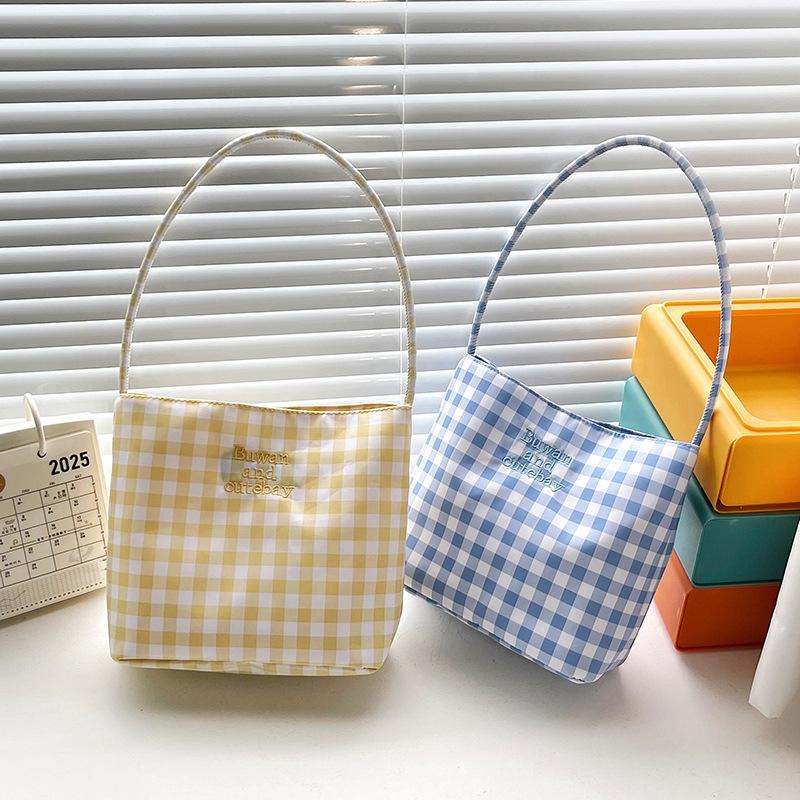 2025 Summer New Simple Nylon Underarm Bag Niche Design Letter Embroidery Portable Bucket Bag