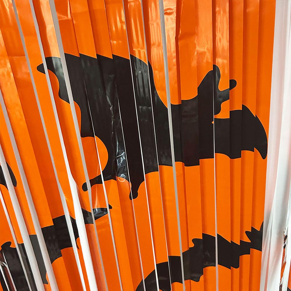 2pcs 1x2m Halloween Backdrop Pumpkin Bat Rain Silk Curtain self-adhesive Orange Photo Backdrop Streamer for Halloween Decoration