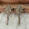 Vintage Bronze Wall Hooks Heavy Duty Sturdy Metal Carved Leaf Design for Home Garden Indoor Outdoor Decor Storage