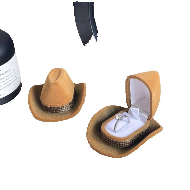 New 1Pcs Creative Design Cowboy Hat Shape Rings Box Pretty Velvet Jewelry Display Storage Case Packaging Bride Wedding Rings Box