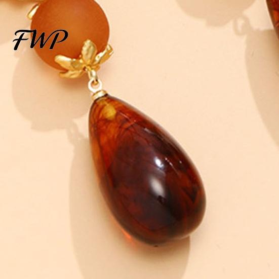 Long-lasting Diamond Setting Water Drop Earrings, with Amber Gradient Design, Durable Earrings Alloy Retro Elegant Style Jewelry