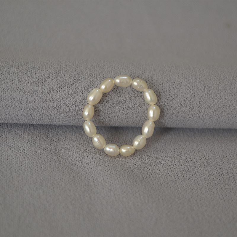 

Korean Style Freshwater Pearl Elastic Ring - Elegant, Versatile, Delicate Design for Women One size