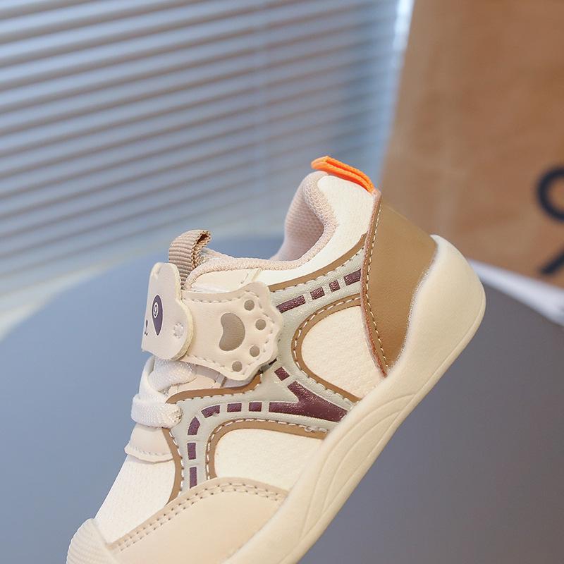 Unisex Breathable Soft-Soled Baby Walker Shoes - Non-Slip Toddler Sports Style for Spring & Autumn