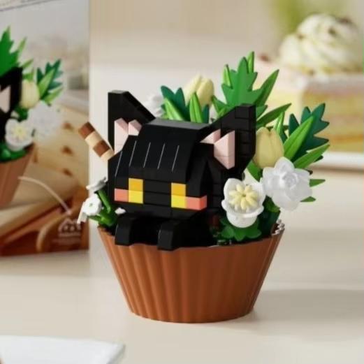 Mini Cartoon Building Blocks for Girls Children Cat Dog Animals Bricks Potted Plants Puzzle Assembly Decoration Holiday Gift