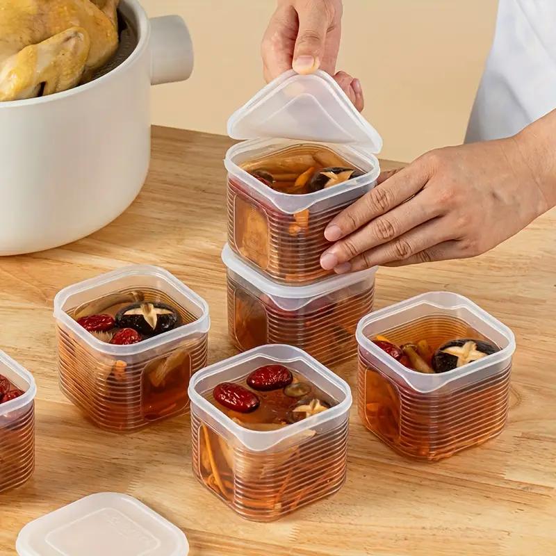 Kitchen Coup Storage Box with Scale Transparent Airtight Lock Leakproof Soup Freezer Storage Container Food Storage Case