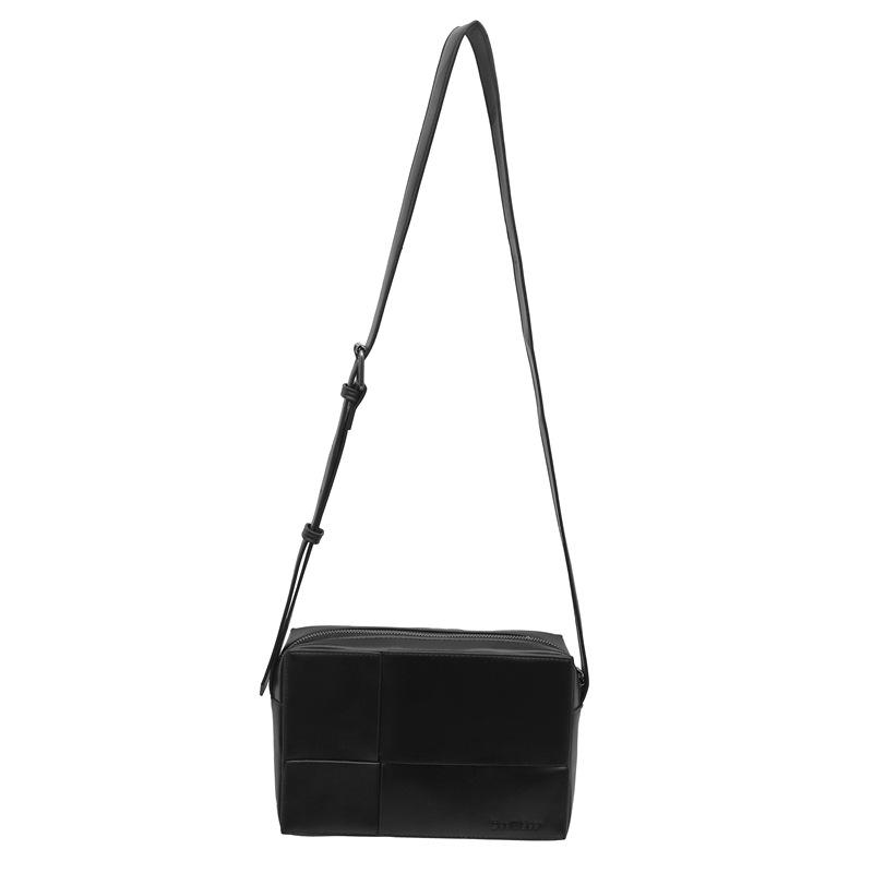 Crossbody Bag Men'S Niche Design Sense Small Square Bag Trendy Brand Weaving Sense Shoulder Bag Women'S Versatile Sports Mobile Phone Bag
