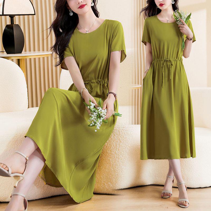 Elegant Plus Size Cotton Silk Knee-Length Dress with Waist Cinch for Middle-Aged Women