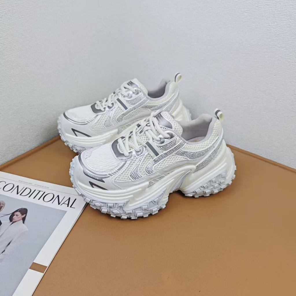 European Leather Breathable Diamond Fried Street Dad Shoes Women's 2025 Autumn New Thick-soled Heightening Fashionable Versatile Casual Shoes