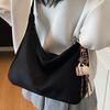 Retro Einfache und Modische Tragetasche mit Großer Kapazität Nische Lässige Einzelschultertasche Umhängetasche
