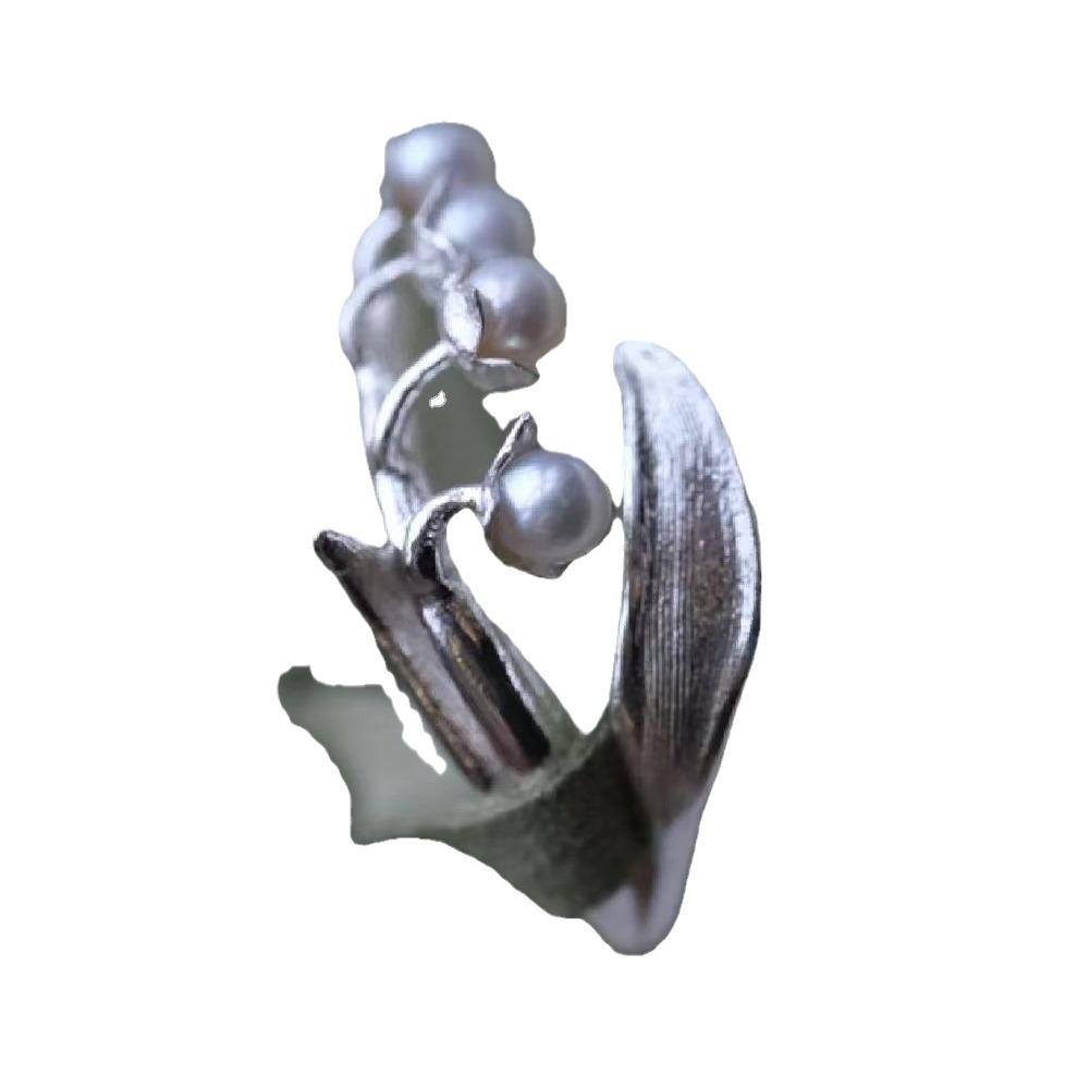 Lily of the Valley Pearl Vintage Ring: Women's Diamond Flower Design