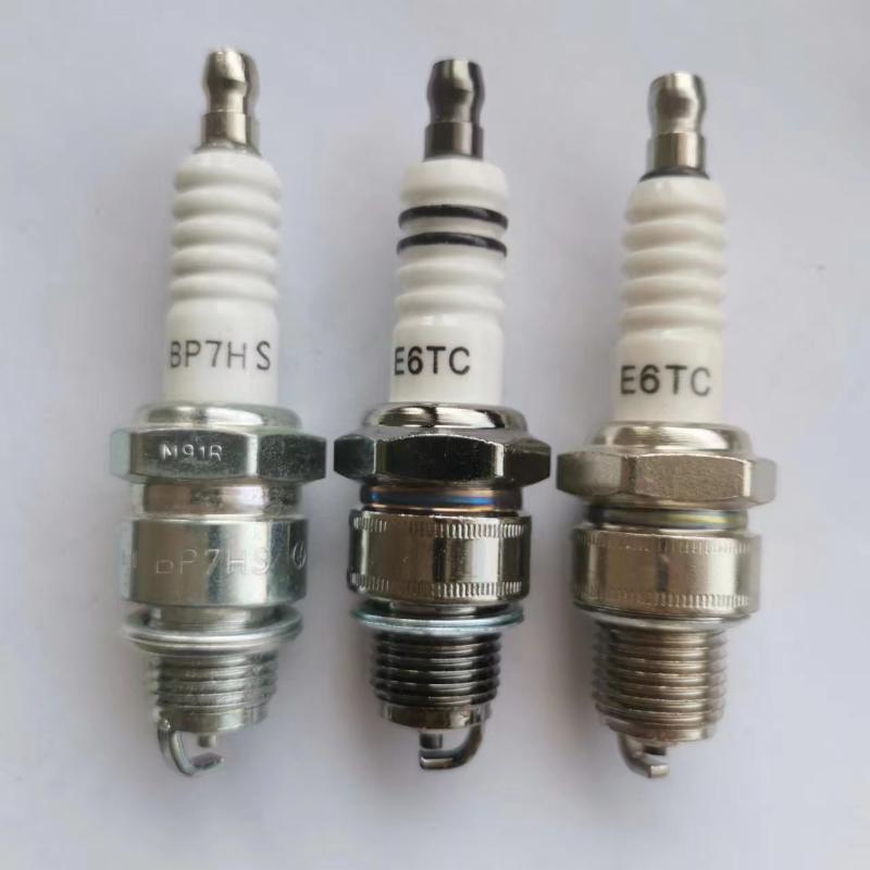 1Pcs Bp7Hs Bp6Es Bp5Es Bpr6Ey Replaces Spark Plug For Outboard Motor Ngk 25-30Nm 2-Stroke Marine Engine Parts For Mercury