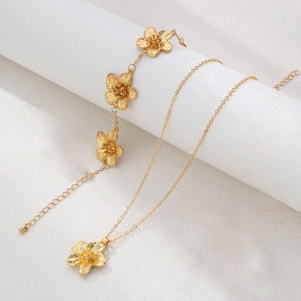 Zinc Zinc Alloy Necklace Earrings Bracelet Set Geometric Women Jewelry Suit Flower Jewelry Set  Wedding
