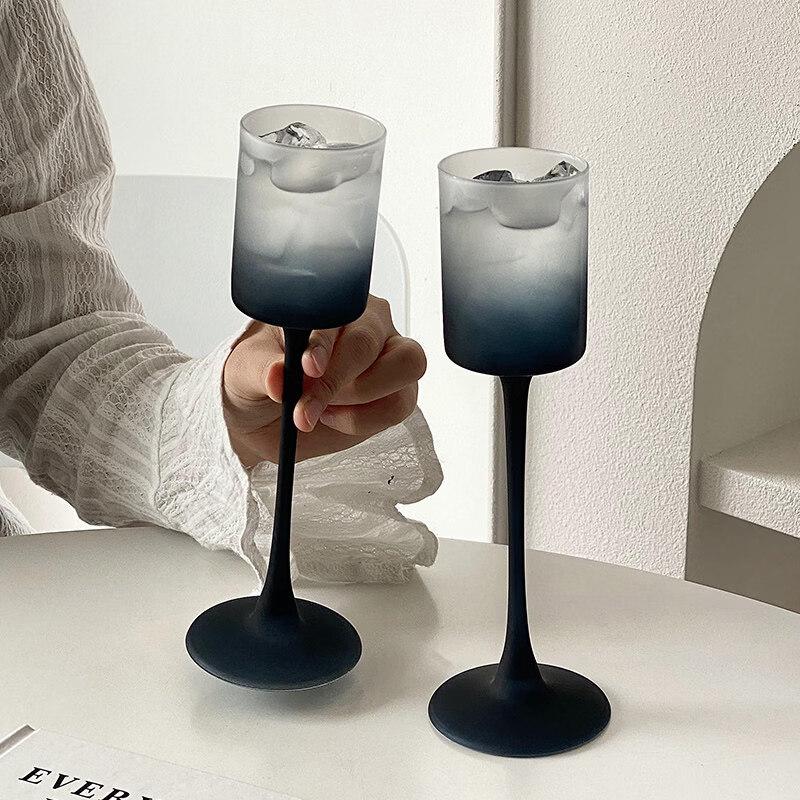 ZISIZ Vintage Frosted Black Champagne Glass