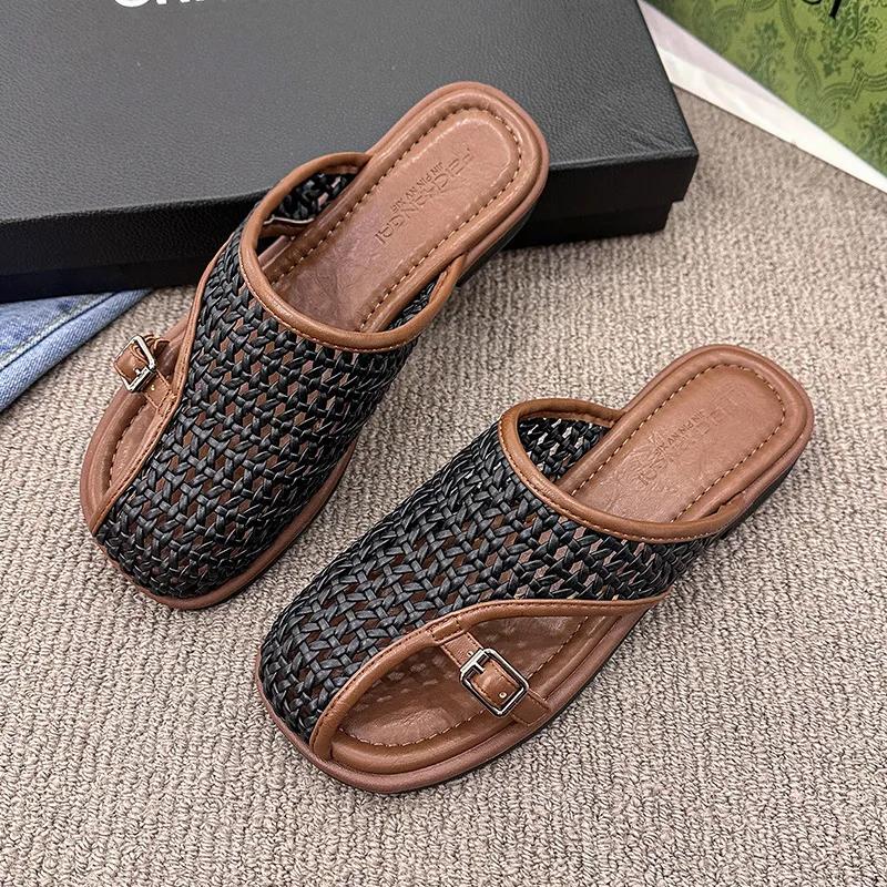 Fashion Women Slippers Flats Beach Sandals Summer 2025 Trend Designer Casual Shoes Hollow Roman Fashion Outdoor Slippers Chanclas Mujer