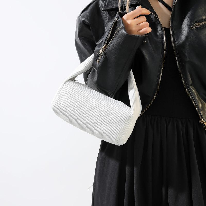 2025 autumn and winter new casual trend fashion retro corduroy solid color underarm shoulder baguette portable small square bag