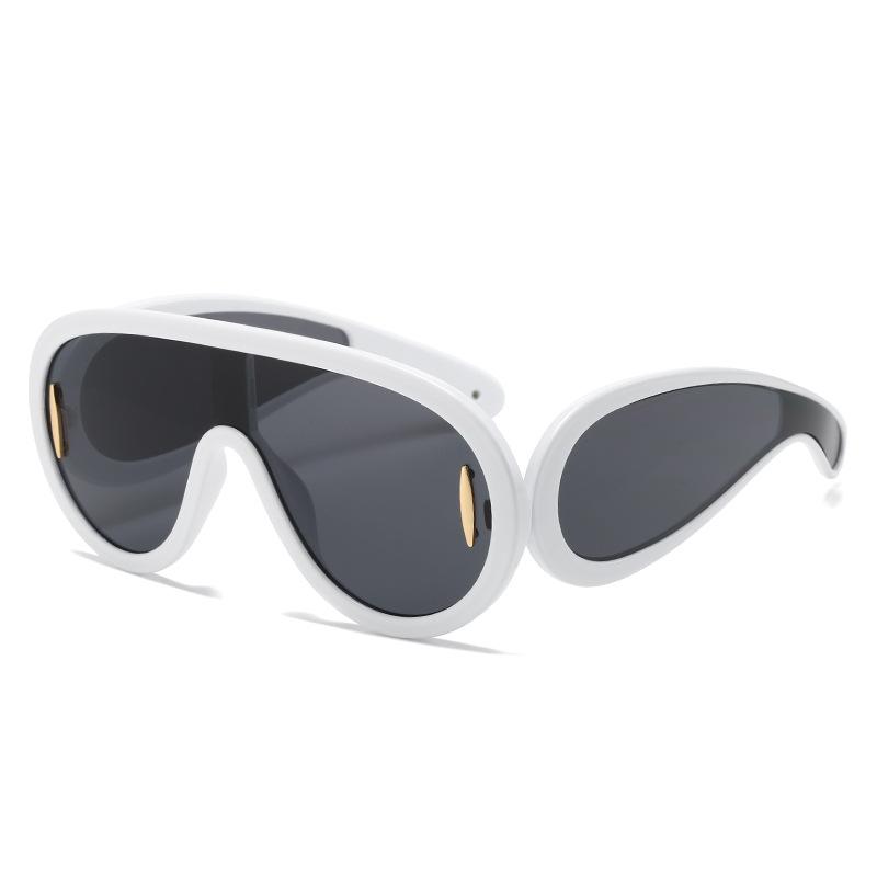 Fashion Futuristic Punk Hip-Hop Oversized One-Piece Sunglasses – Stylish Outdoor UV Protection Shades
