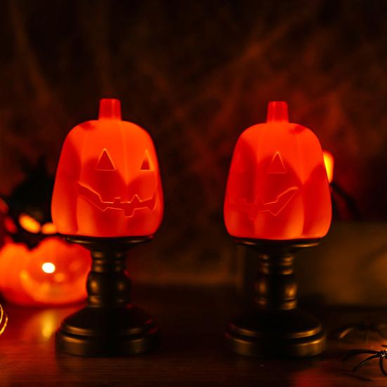 Halloween Lamp Decoration Light-up Black Cat on Pumpkin Statue Spooky Eyeball/Skull/Pumpkin Candle Holder with LED Light for Halloween Tabletop Decor