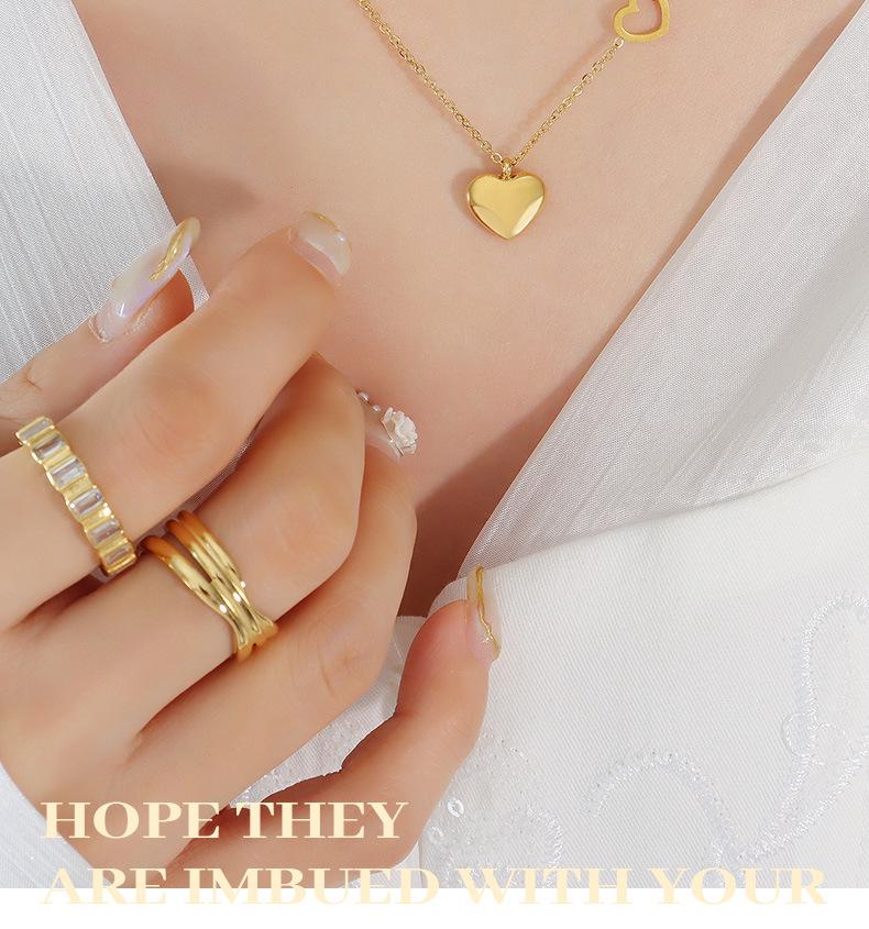 Blogger's Double Peach Heart Necklace: 18K Gold-Plated Titanium Steel Clavicle Chain P221