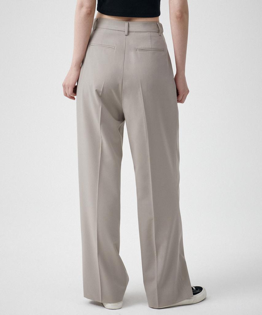 MUSINSA STANDARD WOMAN [Cooltandard] Women'S Semi-Balloon Hidden Banding Slacks [Light Beige]