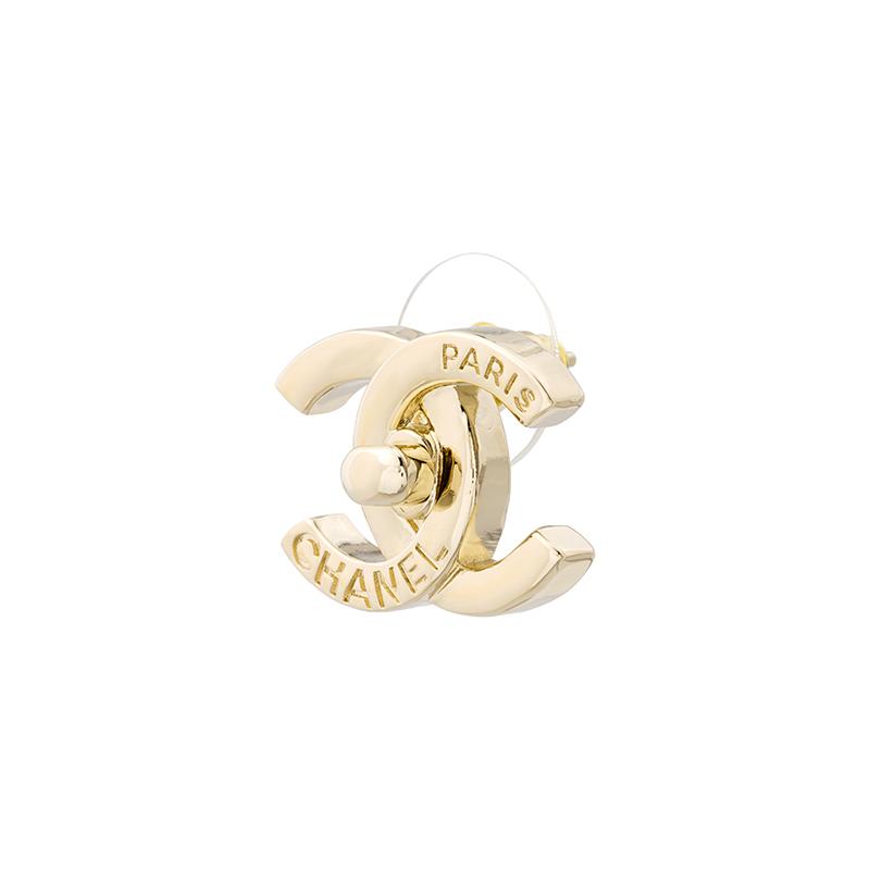 CHANEL double C texture earrings women's gold