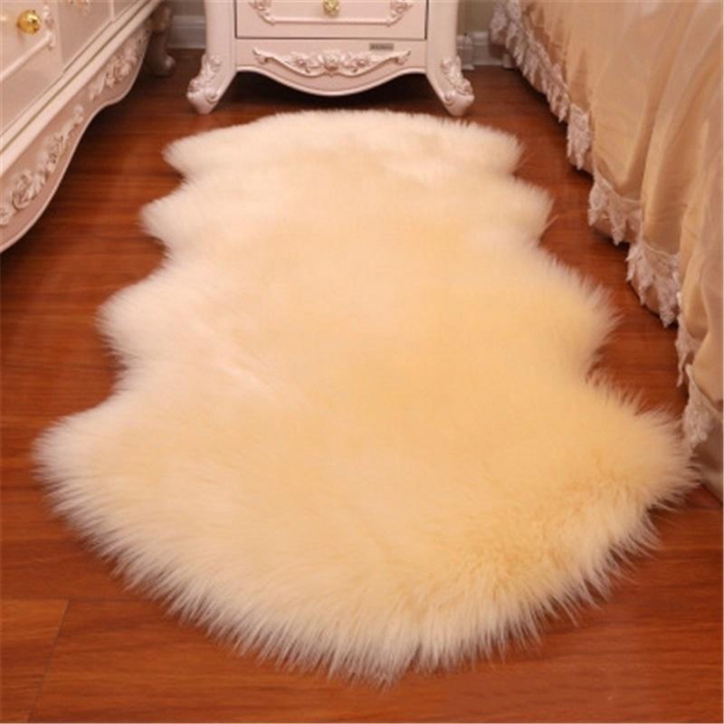 European-style Imitation Wool Carpet Living Room Plush Sofa Bay Window Cushion Bedside Blanket Coffee Table Plush Window Decoration